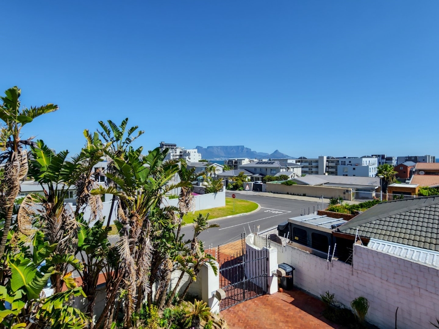 To Let 1 Bedroom Property for Rent in Bloubergrant Western Cape